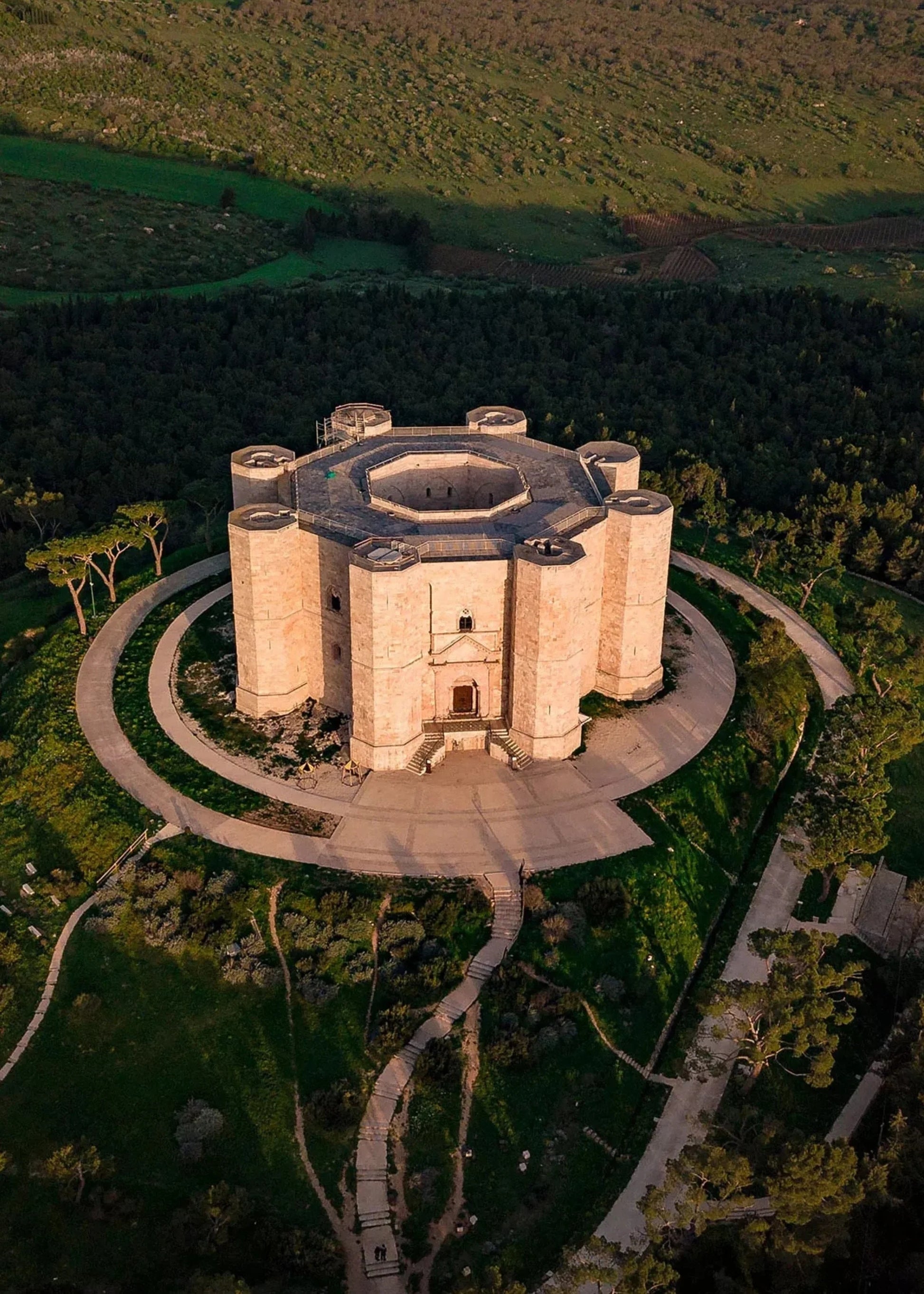 Castel del Monte Poster | Majestueuze Europese Kastelen | Italië | Andria | Wanddecoratie Muurdecoratie