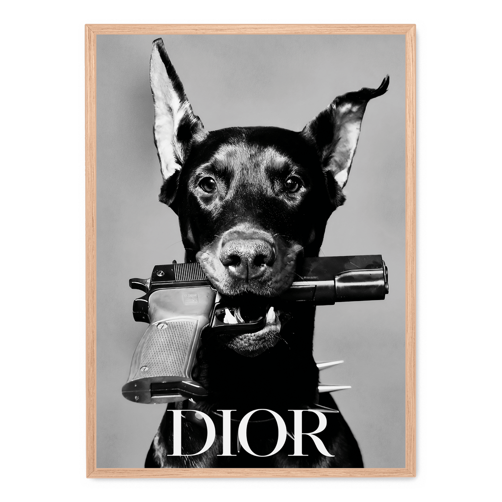 Dior Dog | Wanddecoratie Poster | Muurdecoratie voor Woonkamer & Kantoor | Stijlvolle Print Kunst | Hoogwaardige Visuele Kunst