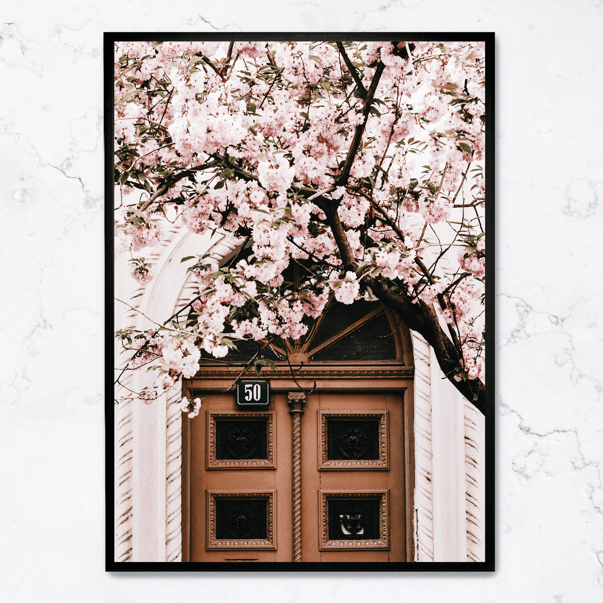 Door with Pink Flowers | Muurdecoratie | Schilderij voor huis en tuin | Bloemenprint wanddecoratie posters