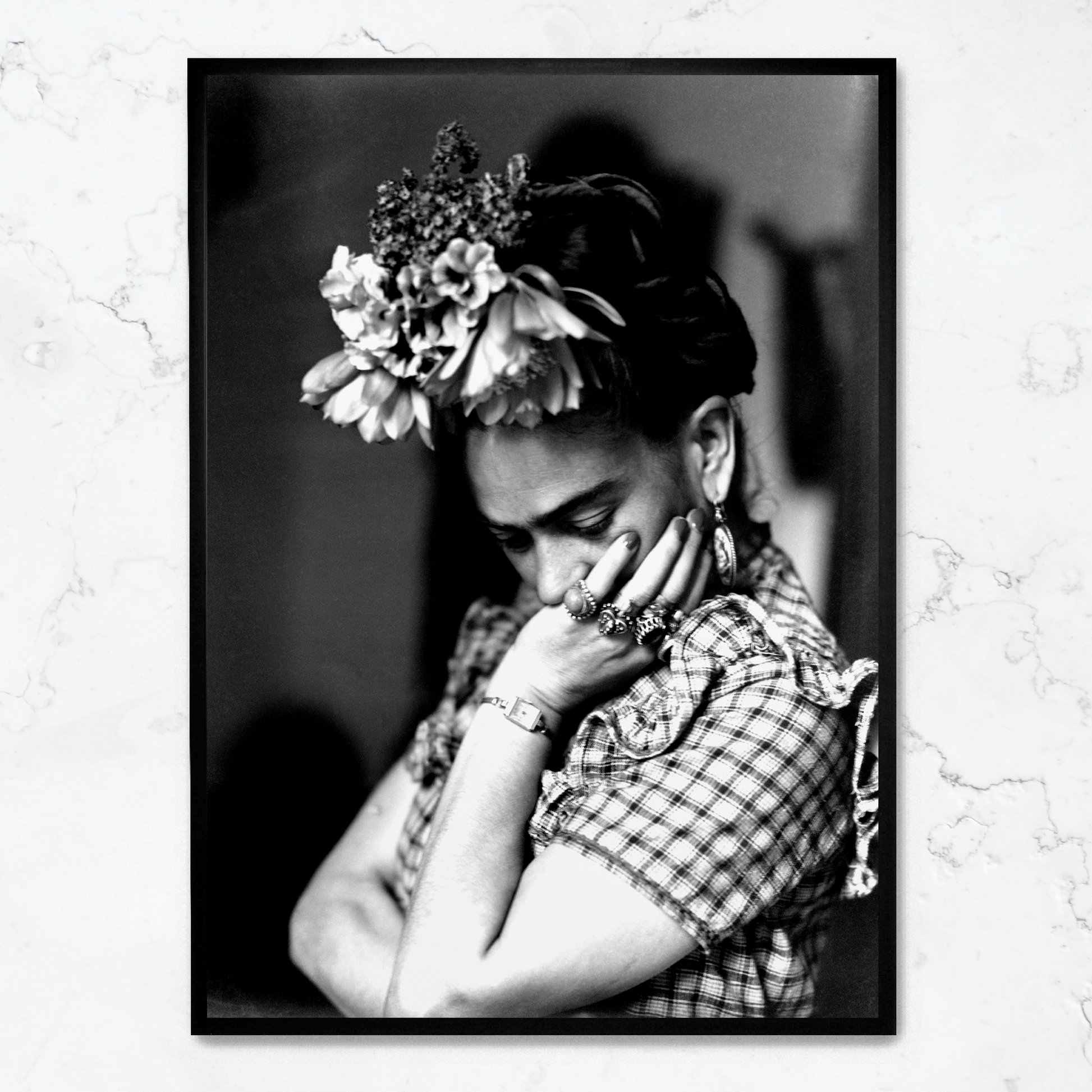 Frida Kahlo Portret | Bloemen Accenten | Muurdecoratie | Mexicaanse Kunst | Posters | Heldere Kleuren | Wanddecoratie