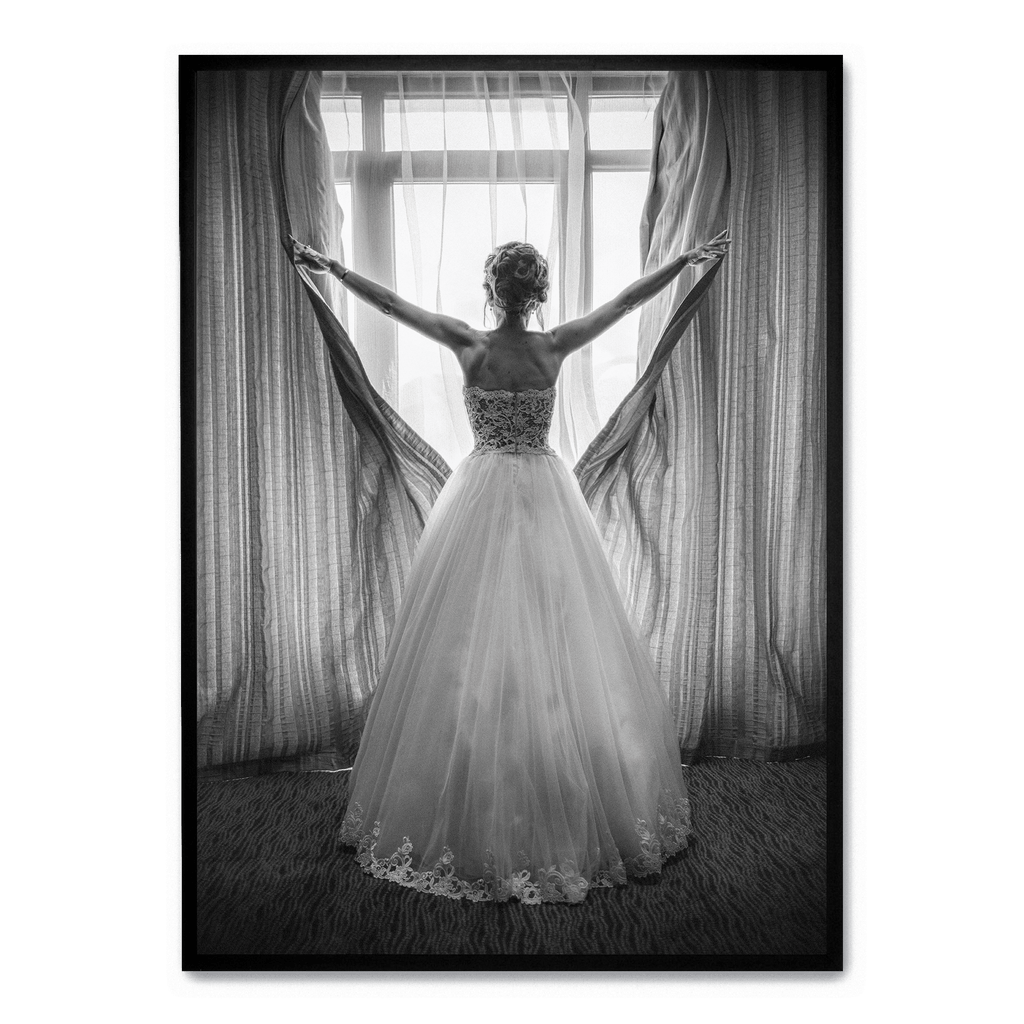 Girl Looking Out of Window | Muurdecoratie | Posters Wanddecoratie | Schilderijen | Canvas Kunst