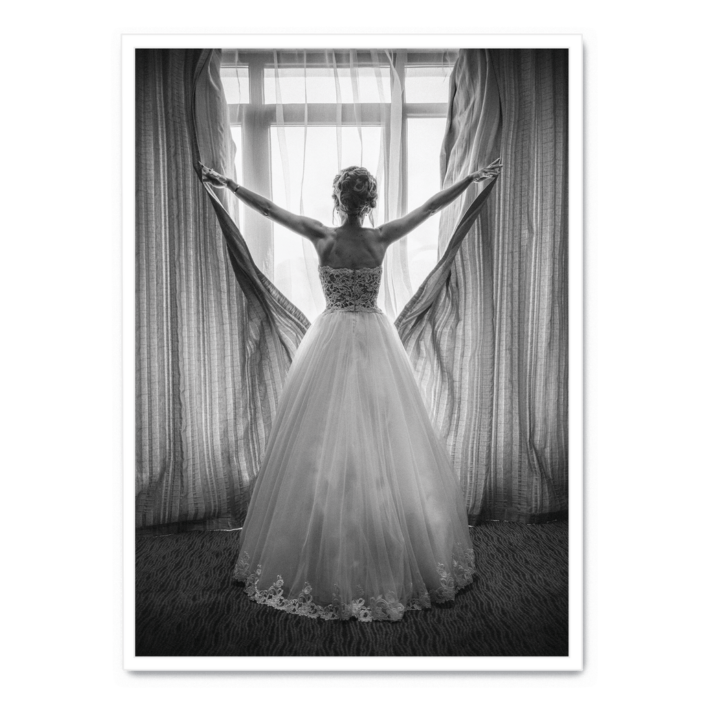 Girl Looking Out of Window | Muurdecoratie | Posters Wanddecoratie | Schilderijen | Canvas Kunst