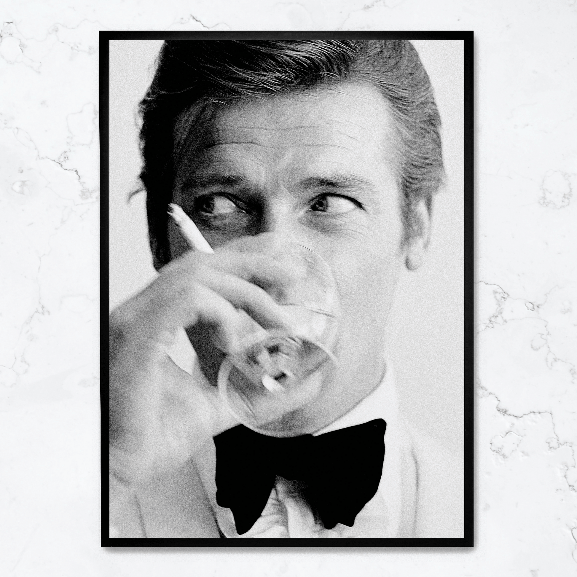 Roger Moore | Iconische James Bond Tijdperk Poster | Muurdecoratie | Zwart Wit Posters Wanddecoratie