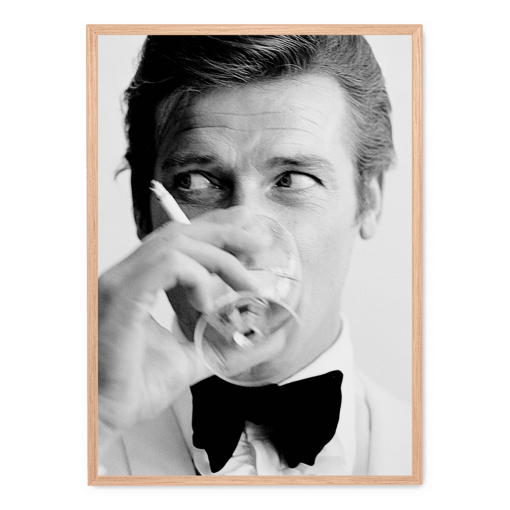 Roger Moore | Iconische James Bond Tijdperk Poster | Muurdecoratie | Zwart Wit Posters Wanddecoratie