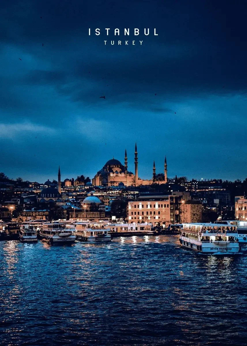 Sultan Ahmed Mosque at Night | Muurdecoratie | Illuminated Blue Mosque | Posters | Istanbul Nachtscène