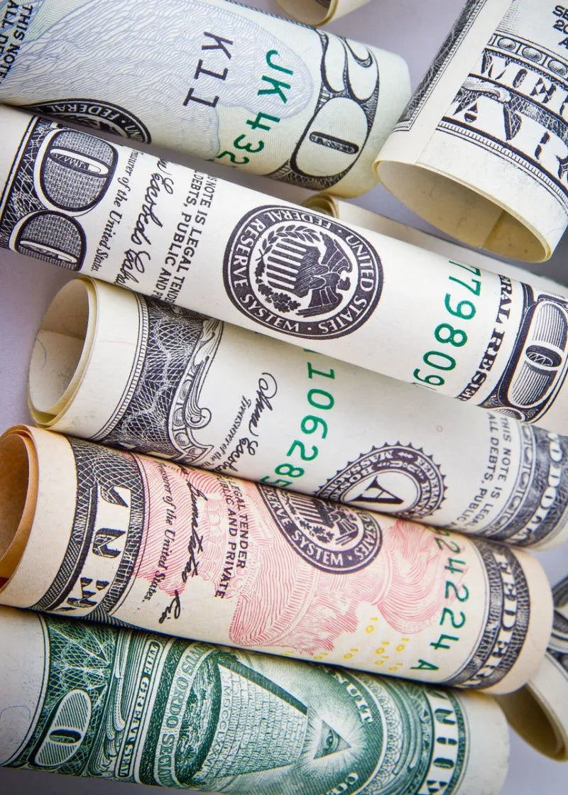 Rolled Dollar Bills Poster | Muurdecoratie | Geld en Rijkdom Wanddecoratie | Posters Schilderijen