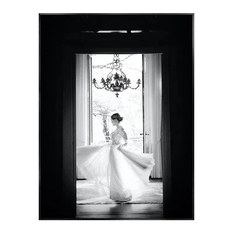 Opulent Entrance | Elegance in the Threshold | Muurdecoratie Poster | Wanddecoratie Kunst voor Huis