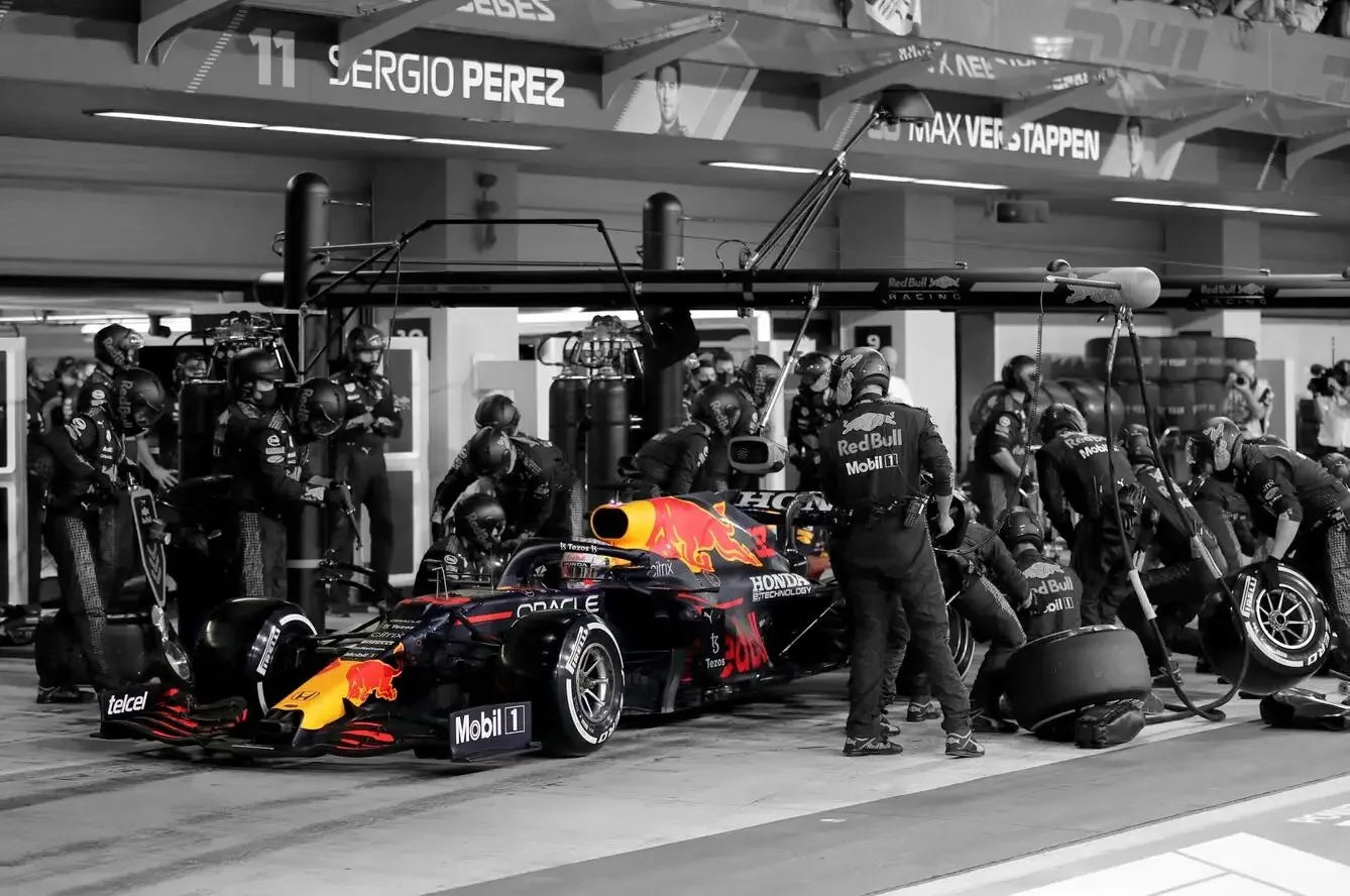 Red Bull Pitstop Poster | Sergio Perez 2021 | Muurdecoratie | Dynamiek Hooge Snelheid in Pitlane | Wanddecoratie
